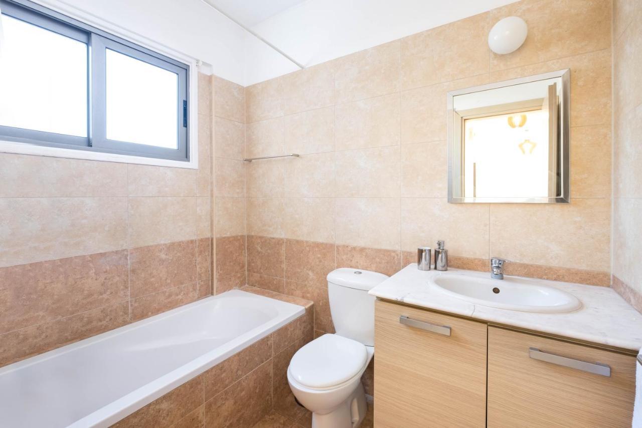 Lazuli City Center Ap 42 Larnaca Dış mekan fotoğraf