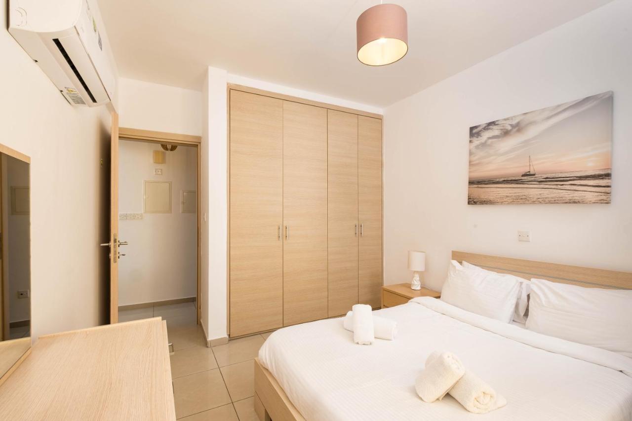Lazuli City Center Ap 42 Larnaca Dış mekan fotoğraf