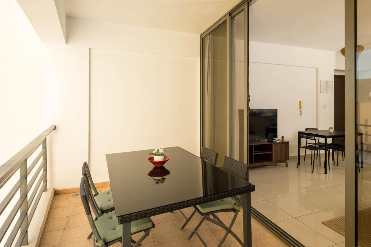 Lazuli City Center Ap 42 Larnaca Dış mekan fotoğraf