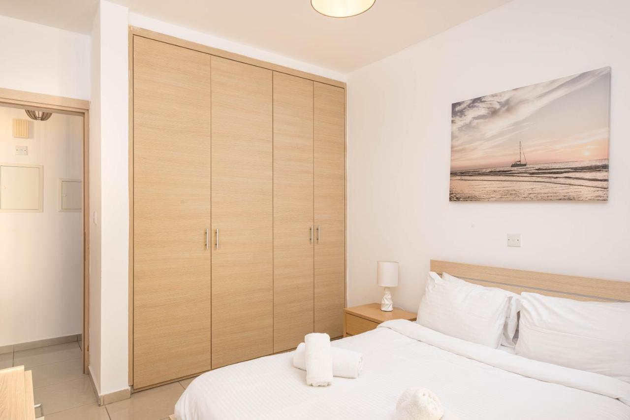 Lazuli City Center Ap 42 Larnaca Dış mekan fotoğraf