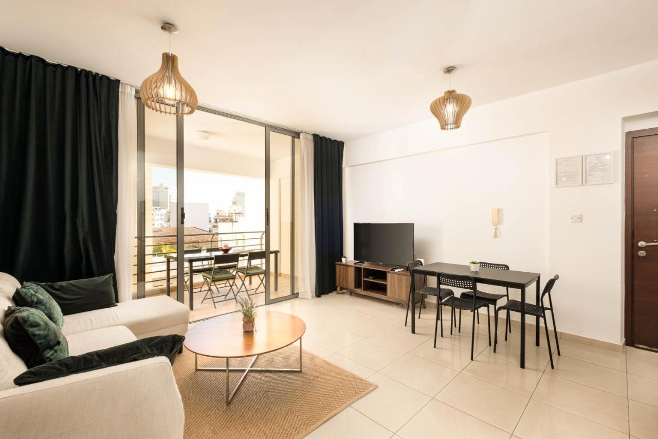 Lazuli City Center Ap 42 Larnaca Dış mekan fotoğraf