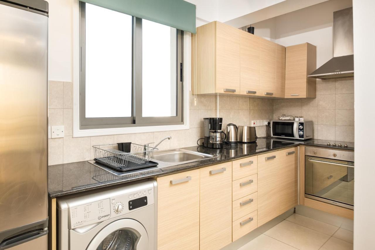 Lazuli City Center Ap 42 Larnaca Dış mekan fotoğraf