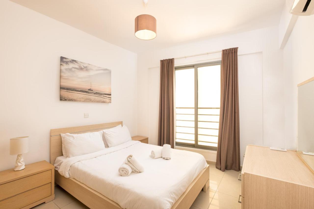 Lazuli City Center Ap 42 Larnaca Dış mekan fotoğraf